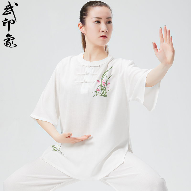 太极服装融合传统与现代，展现最新独特魅力款式