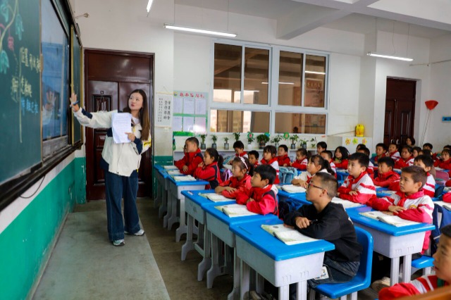 图木舒克市小学最新动态报道